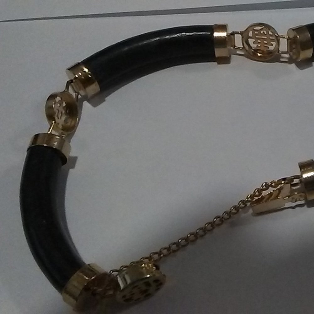 SOLD OUT - Jet Black Jade Bracelet - Picture 5 of 5